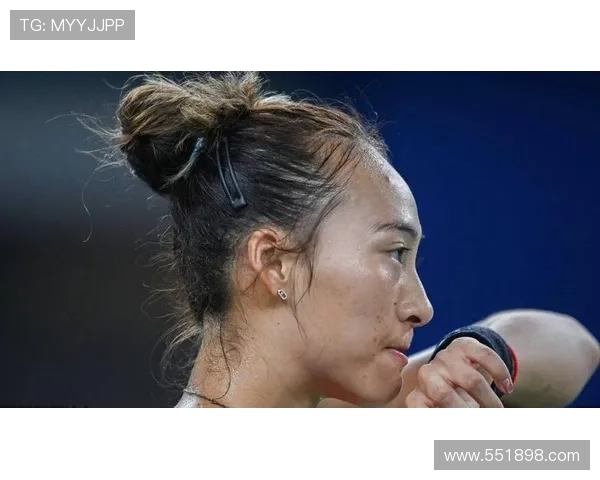 郑钦文否认与里巴分手 确认新教练加入 郑钦文否认与里巴分手 确认新教练加入